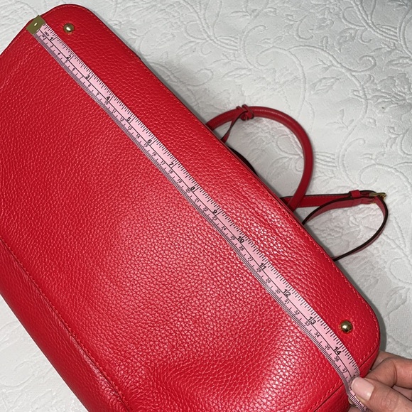 Ralph Lauren Leather shoulder bag Red with gold charm. - Picture 7 of 8